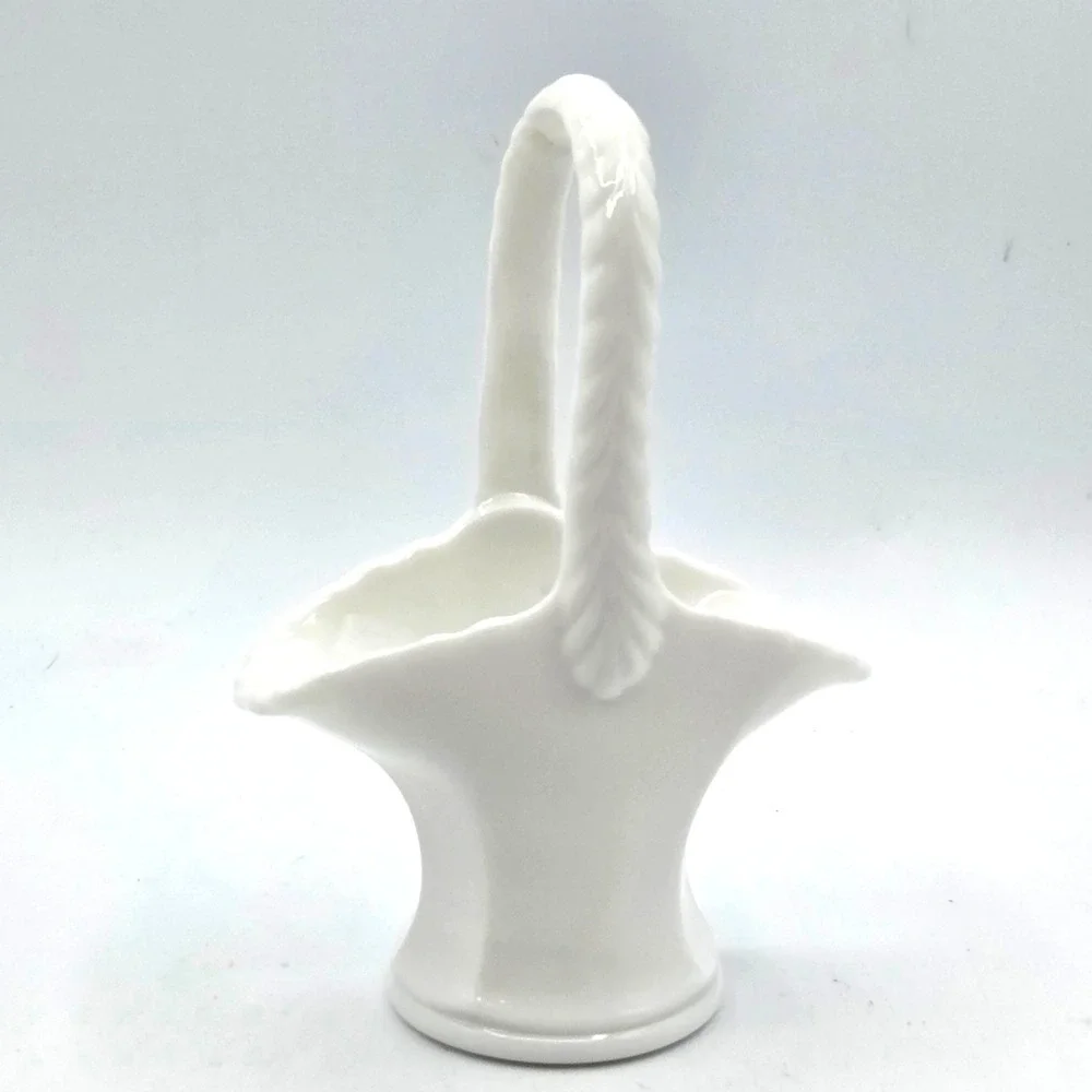 Westmorland Milk-Glass Basket 7 Inch WG  VINTAGE